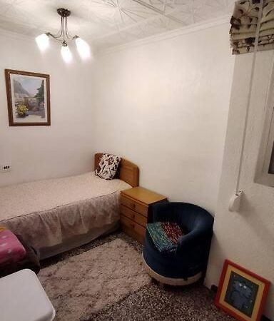 Charming Three Bedroom Apartment In Alcoi المظهر الخارجي الصورة